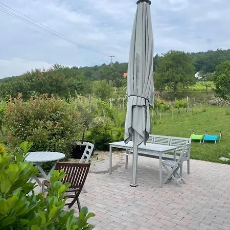 Panoramic Tranquility On Hill Of Vineyard Апартаменты Чопак